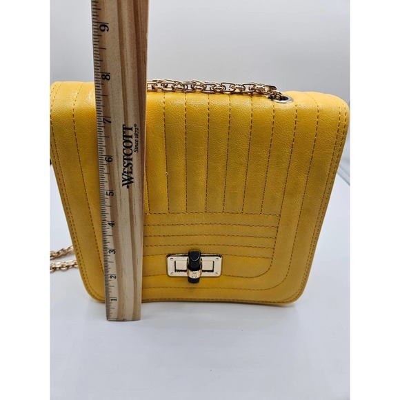Mellow World Paola Yellow Quilted Turnlock Chain Handle Purse Bag‎ Handbag - Picture 8 of 12